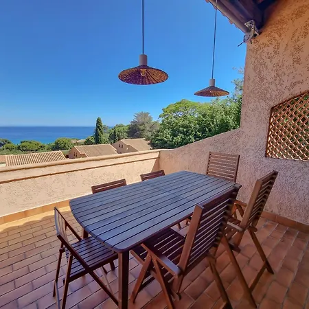 Le Grand Bleu - T4 Avec Garage - Wifi - Vue