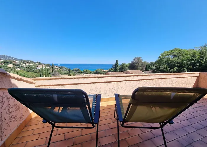 Le Grand Bleu - T4 Avec Garage - Wifi - Vue * Le Lavandou
